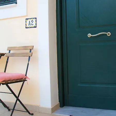 Εξοχικό σπίτι Oliva Holiday Homes Lovely Family Maisonette