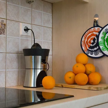 Oliva Holiday Homes Lovely Family Maisonette *